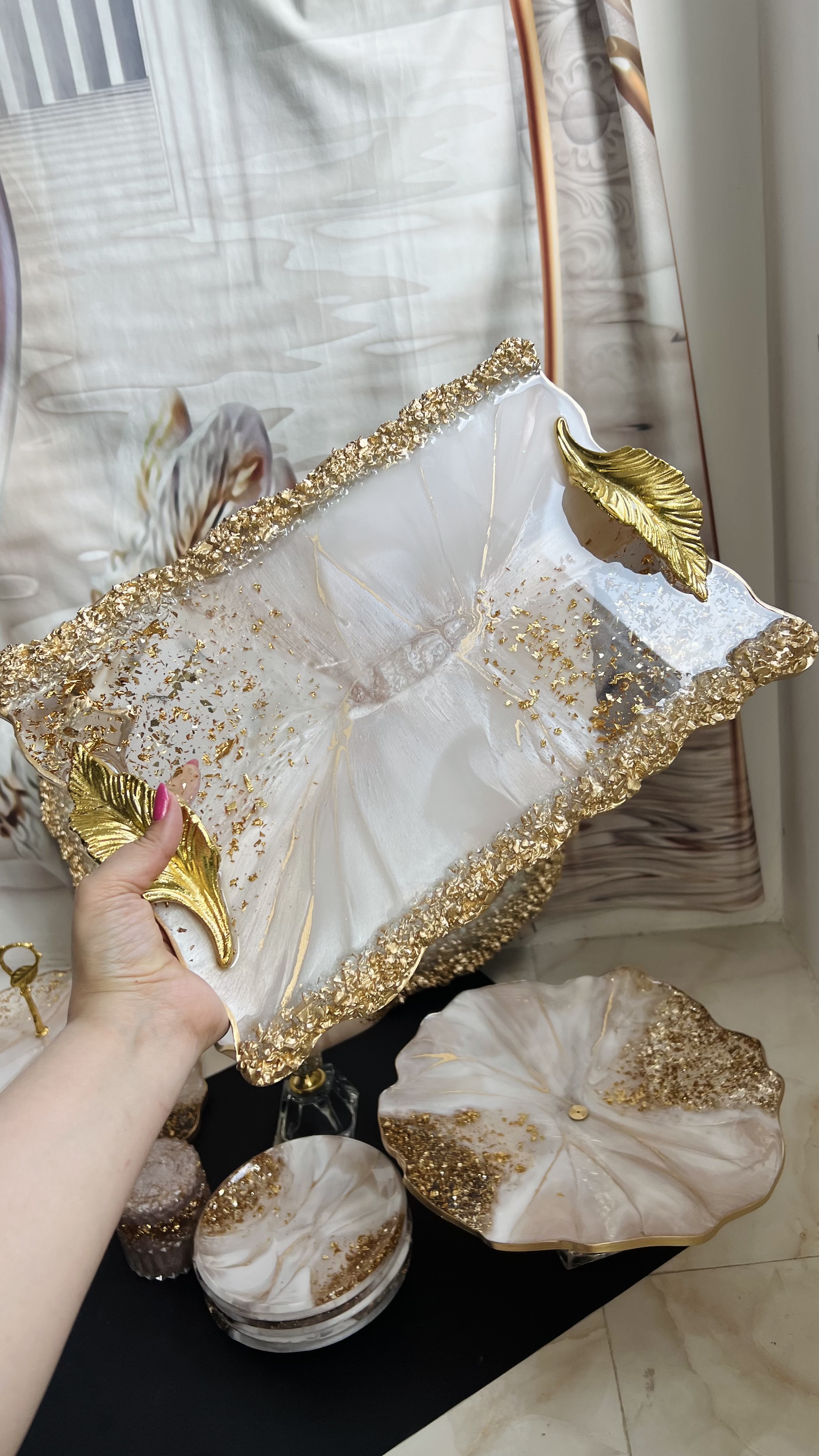 سینی مستطیل، عاجی طرح سنگ و ورق طلا