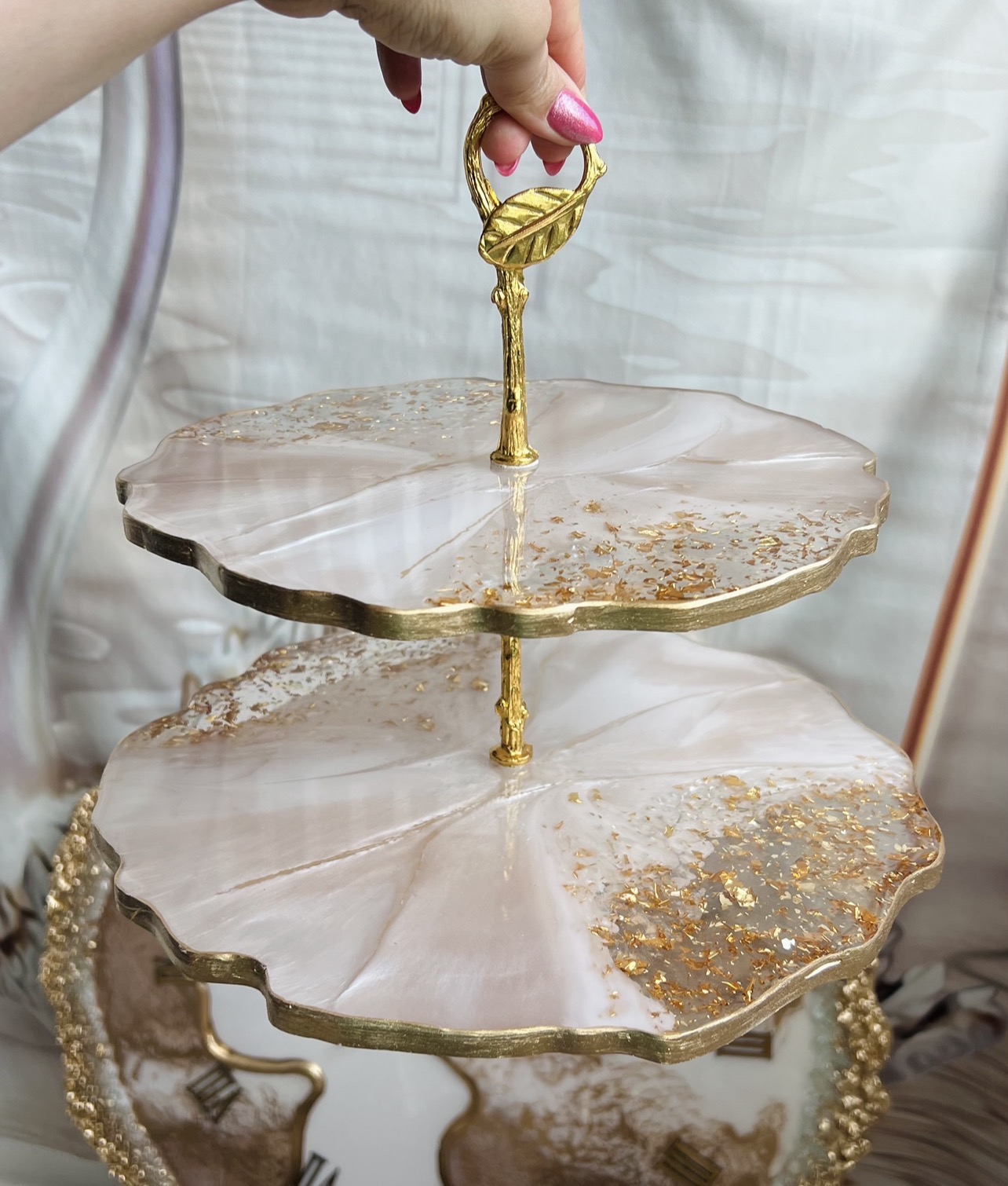 شیرینی خوری دوطبقه عاجی